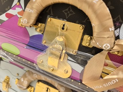 Best Custom Takashi Murakami Graffiti Tower Trunk Monogram Art Trunk Luxury Display & Storage  Suppliers, Service