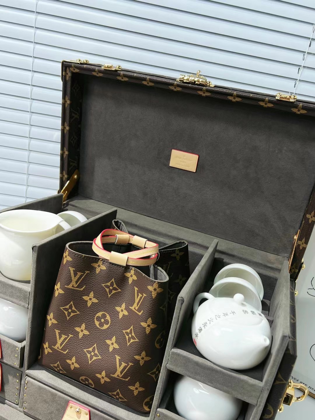 Best LOUIS VUITTON | Tea box Suppliers, Products