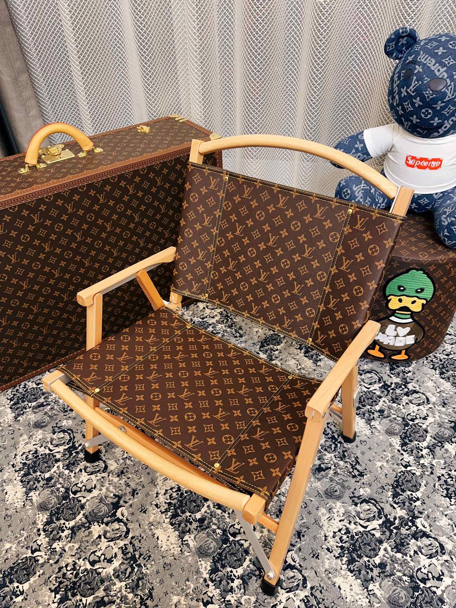 High-Quality Louis Vuitton Beach Folding Chair Exporter, Products
