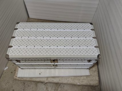 Wholesale LV x Hennessy Monogram White Trunk – Luxury Storage & Display Cabinet M4700SK Suppliers, Factories