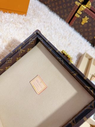 High-Quality Handcrafted LV Inspired Black Velvet Lined Jewelry Storage Trunk, Premium Monogram Hard Case Manufacturers, Service