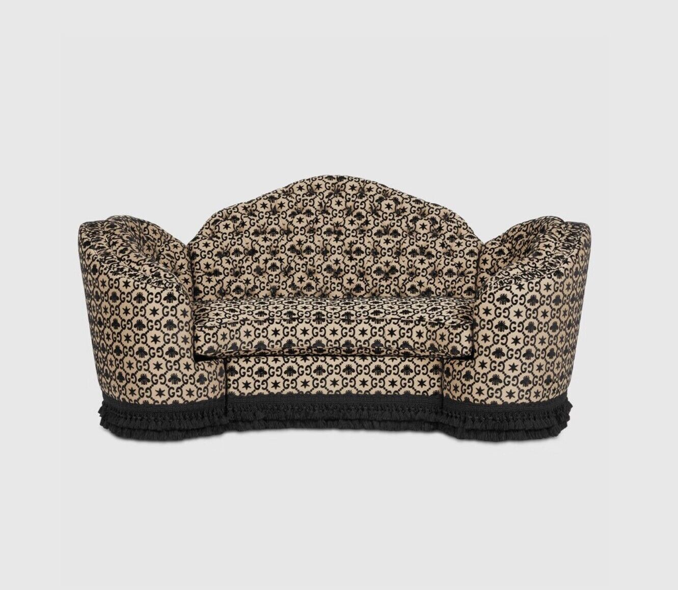 China Furniture Sofa Bee Hump Chair Back Shape Button Sofa Manufacturers, Factory
