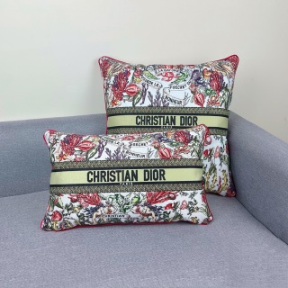 China Christian Dior Cabinet de la Mer Series Embroidered Lumbar Cushion Supplier, Product