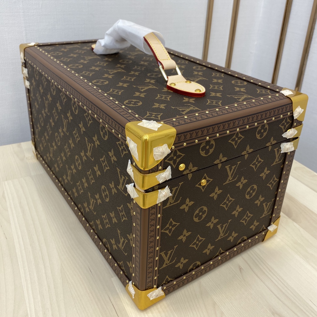 Best Monogram canvas makeup box hides a mirror Exporter, Service