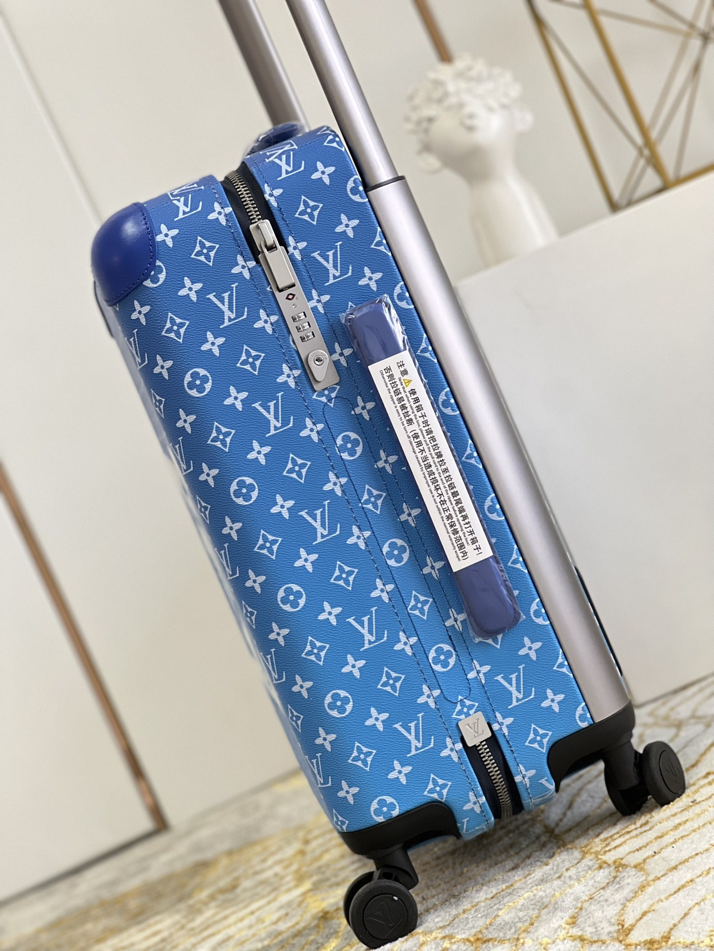 High-Quality L V wide tie rod zipper box luggage case Factory, Factories