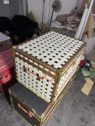 High-Quality Luxury LV Style Woven Trunk Coffee Table STRAPS TRUNK Design Factories, Product