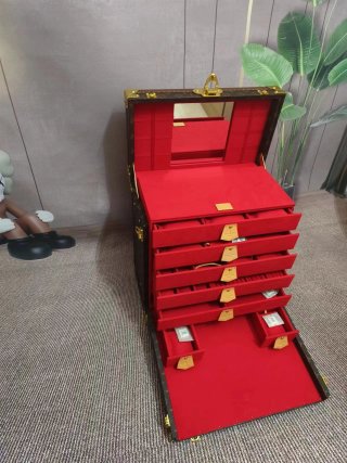 High-Quality Louis Vuitton Luxury Jewelry Trunk – Monogram Canvas with Vibrant Red Interior Factories, Service