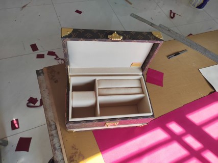 Famous VANITY BIJOUX jewelry box M4700SP Factory, Exporter