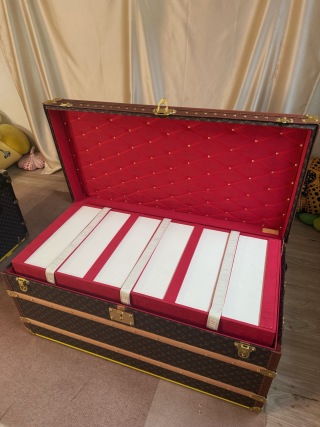 High-Quality LV Monogram Classic Coffee Table Trunk (Official Red Interior) Supplier, Product