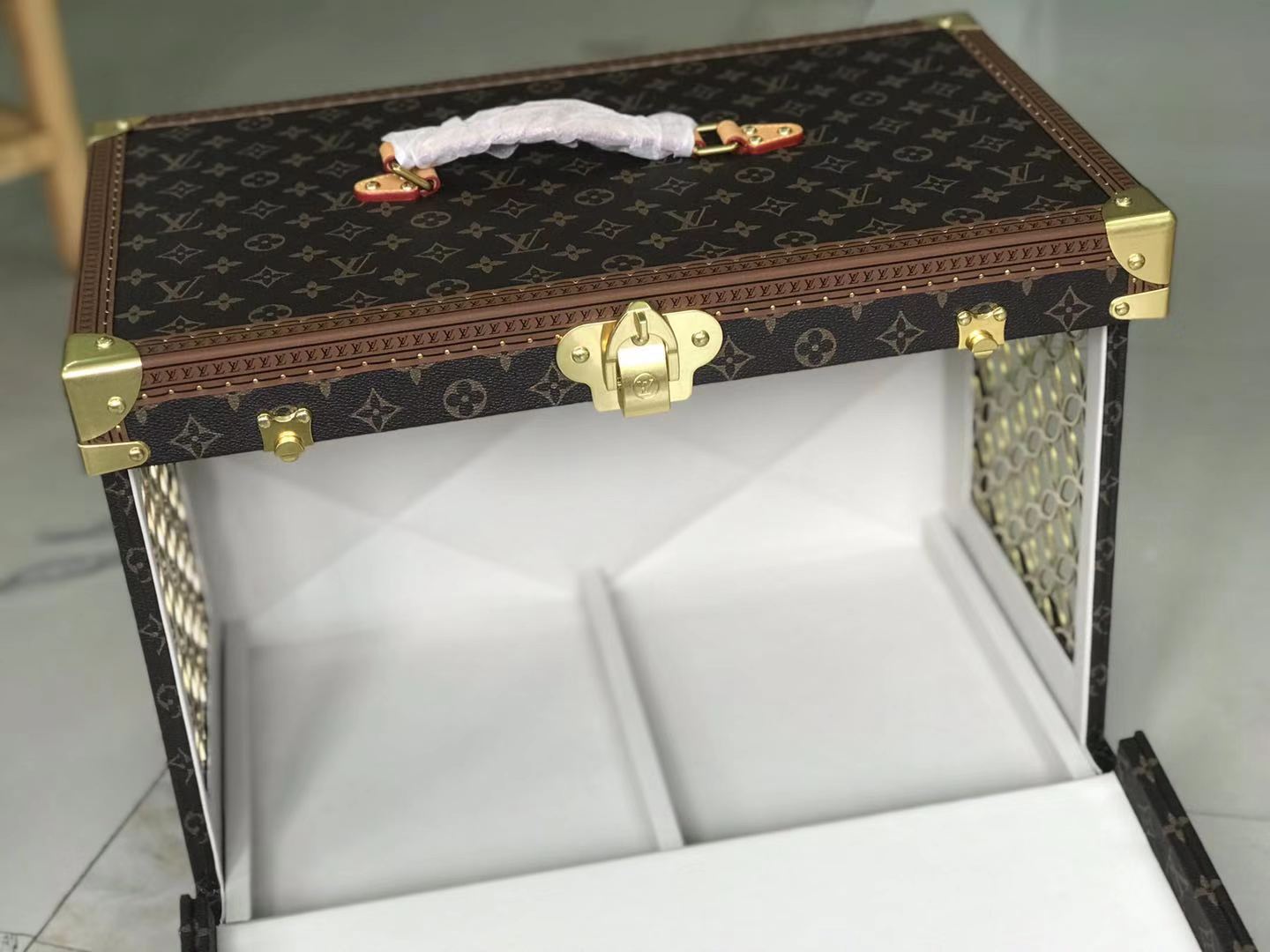 Best Cute pet attack  Louis Vuitton Manufacturer, Manufacturers