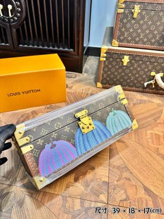 Wholesale Kusama Pumpkin LV Style Monogram Hard Case Watch Box, Blue Velvet Multi-Compartment Storage Trunk Suppliers, Service