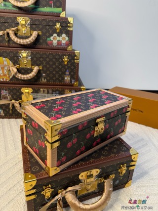 Famous Top-Grade Monogram Cherry Print Multi-Functional Storage Trunk LV Coffret Accessoires Hard Trunk Manufacturers, Supplier