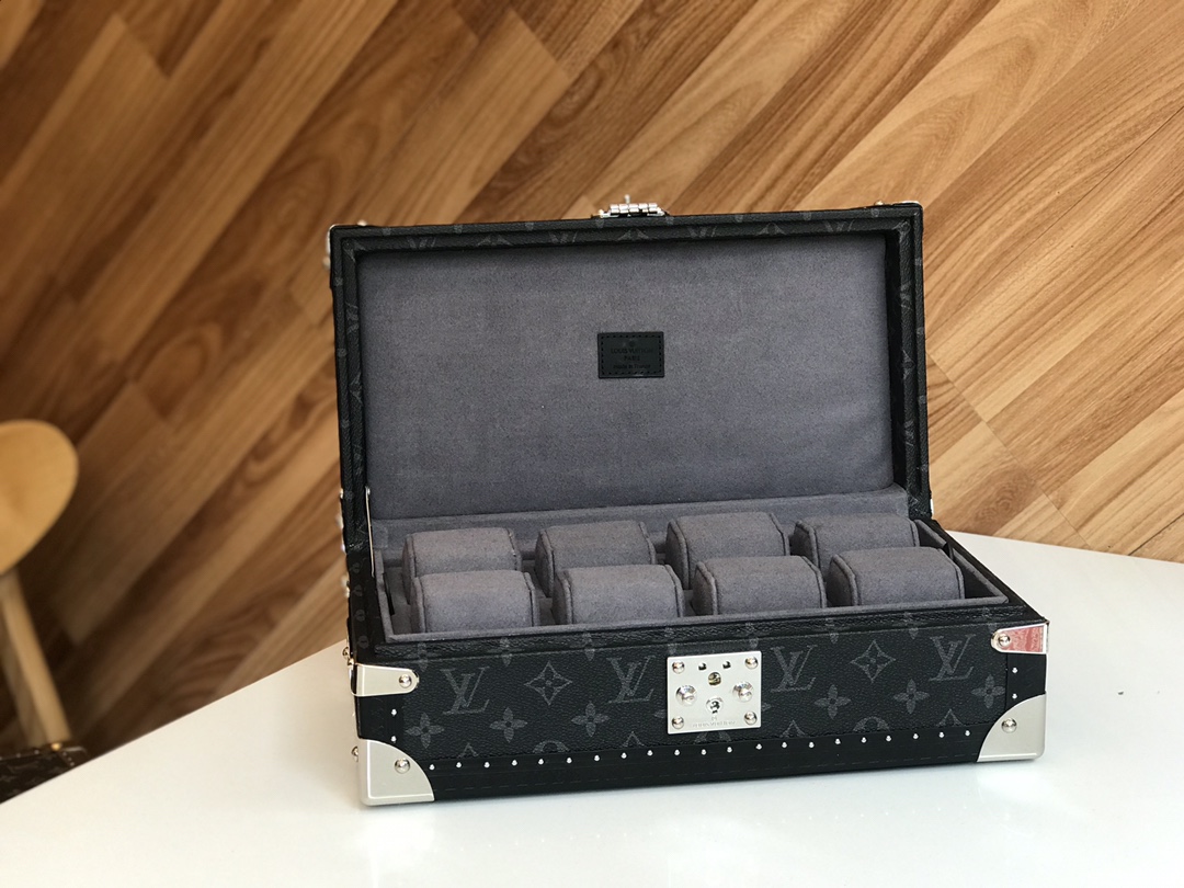 High-Quality The M4700B 8-pack watch made of classic Monogram canvas Factory, Product