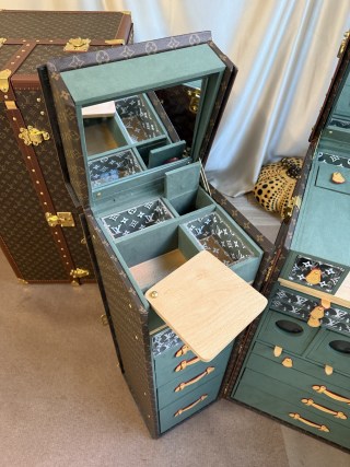Famous New Luxury Monogram Watch Winder Vanity Cabinet with Official Dark Green Lining Manufacturer, Supplier