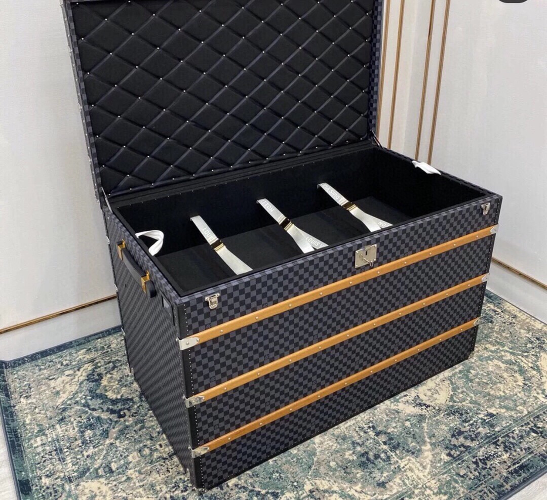 High-Quality MALLE COURRIER 110 extra-large hard case Supplier, Exporters