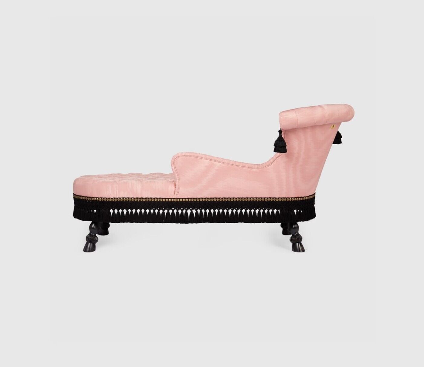 Famous Furniture quilted moiré chaise longue Factories, Product