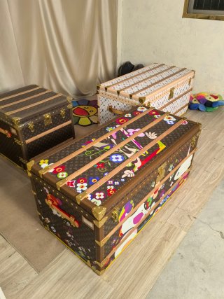 Famous Limited Edition Floral Print Trunk Coffee Table - Turquoise Velvet Interior Manufacturers, Supplier