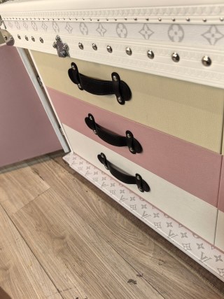 High-Quality White Monogram Double Door 6-Drawer Coffee Table Custom Lychee Grain Lining  Factories, Product