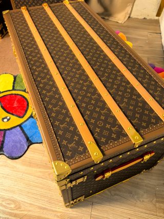 Famous Monogram 6-Drawer Coffee Table Custom Suede Lining Manufacturer, Exporter
