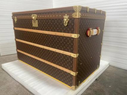 High-Quality VANITY BIJOUX jewelry box M4700CJ Suppliers, Service