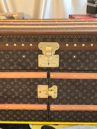 Famous Luxury LV Style Monogram Trunk Coffee Table High-End Storage Furniture Suppliers, Exporter