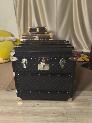 High-Quality Black Monogram 2-Drawer Side Table Trunk Style Nightstand  Suppliers, Exporters