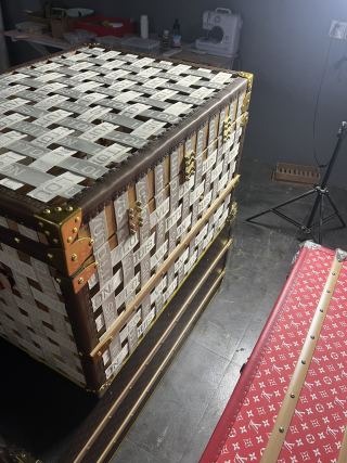 High-Quality Luxury LV Style Woven Trunk Coffee Table STRAPS TRUNK Design Factories, Product