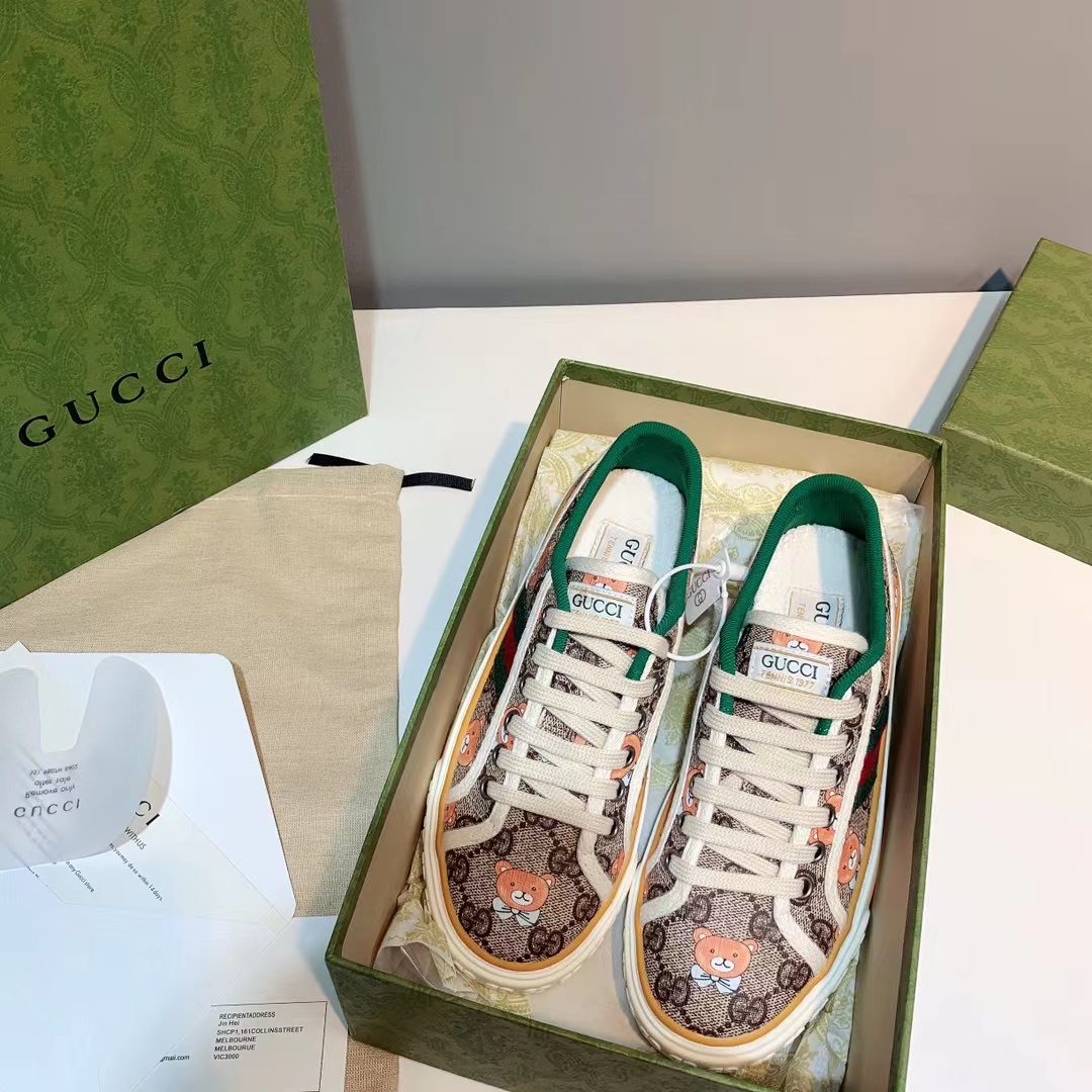 China 1977 canvas shoes for couples, the third generation of Disney Disney cooperation series Supplier, Suppliers