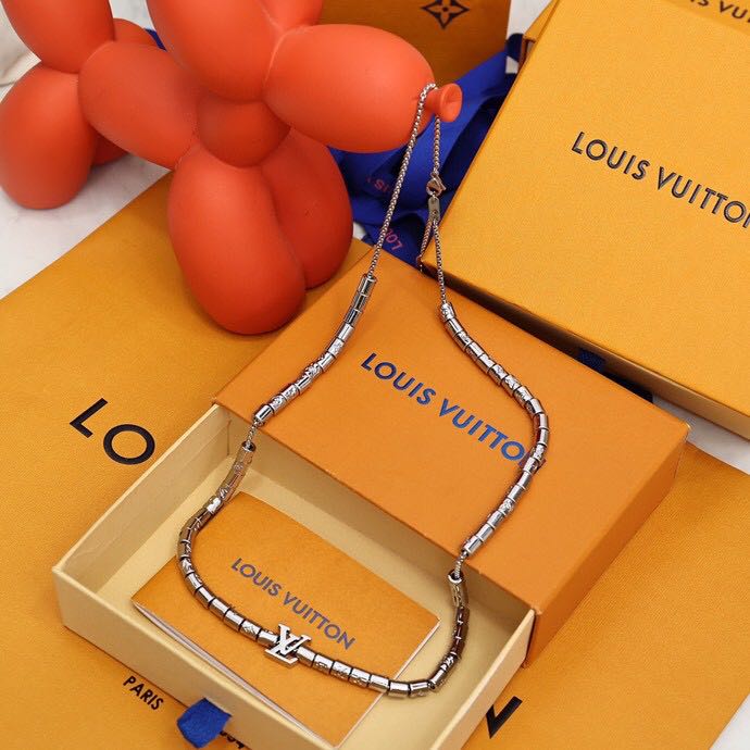 China LV PARADISE NECKLACE The LV Paradise necklace welcomes the new season with pop brilliance. Staggered arrangement of metal and resin beads , the chain link is engraved with Monogram pattern, showing exquisite Italian craftsmanship, Pairs well with the same pieces from the capsule collection. Suppliers, Exporters