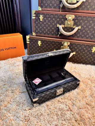 Famous Replica LV M4700B 8-Piece Watch Storage Box Painted Damier Hard Trunk with Hidden Compartment Supplier, Service