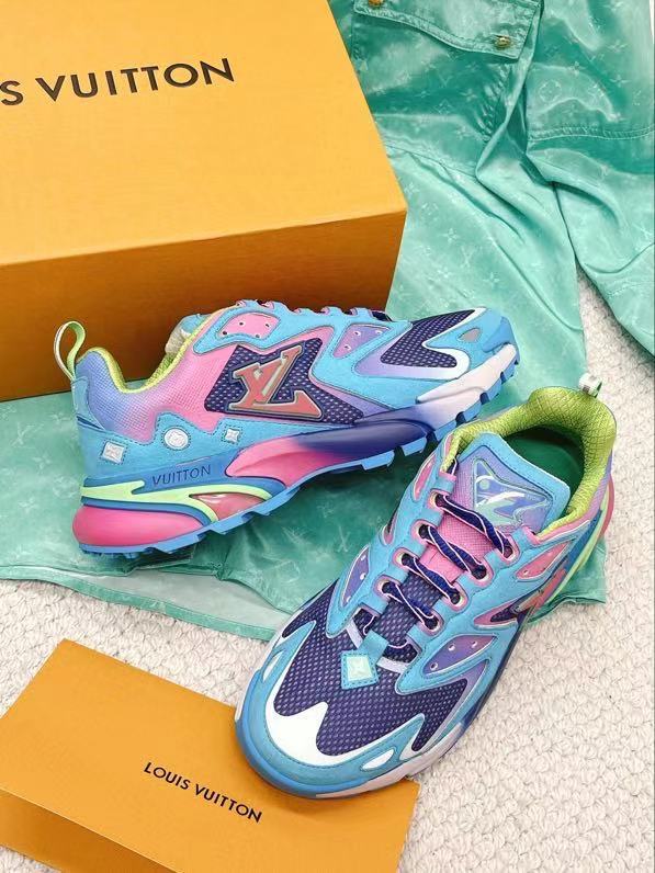 China Louis Vuitton LV2022 Men's Wear Show introduced LV Runner Tatic sneakers: mesh fabric mixed with cow leather, Interpreting the design essence of running shoes Exporter, Products