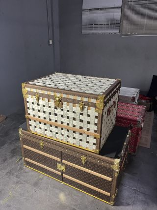 High-Quality Luxury LV Style Woven Trunk Coffee Table STRAPS TRUNK Design Factories, Product
