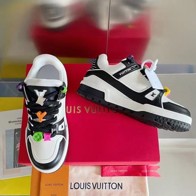 China LV Donkey Brand L Family 23ss Spring and Summer Walking Show Fat Trainer Bread Shoes Skateboard Shoes Casual Couples Exporter, Exporters