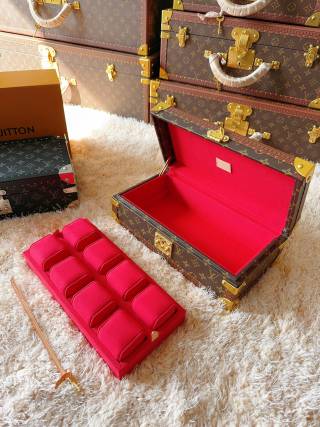 Famous Louis Vuitton Style M4700B 8-Slot Watch Box, Luxury Classic Monogram Hard Case Watch Storage with Secret Compartment Factory, Factories