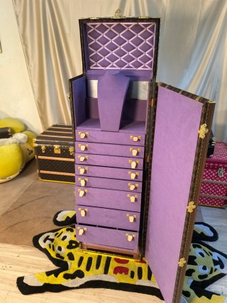 Wholesale LV Monogram Jewelry Cabinet Trunk (Custom Violet Lining) Suppliers, Service