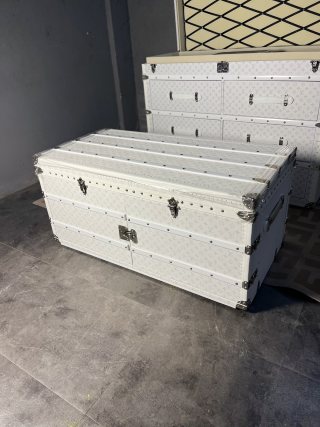 Famous Luxury LV Style Trunk Coffee Table 6 Drawer Storage Factories, Service