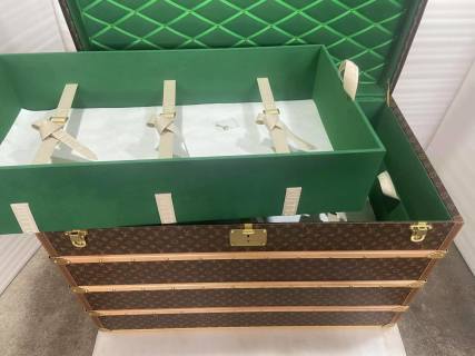 High-Quality VANITY BIJOUX jewelry box M4700CJ Suppliers, Service