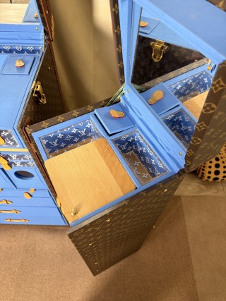 Wholesale New Arrival Luxury Monogram Vanity Case with Custom Sky Blue Lining Factory, Products