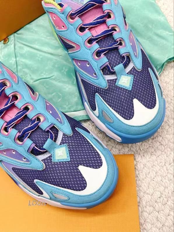 China Louis Vuitton LV2022 Men's Wear Show introduced LV Runner Tatic sneakers: mesh fabric mixed with cow leather, Interpreting the design essence of running shoes Exporter, Products