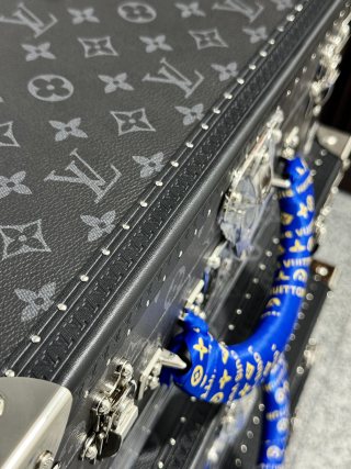 Best Monogram LV Style Hard Case Tower Trunk, Handcrafted Luxury Storage Trunk with Silver Hardware Manufacturer, Factories