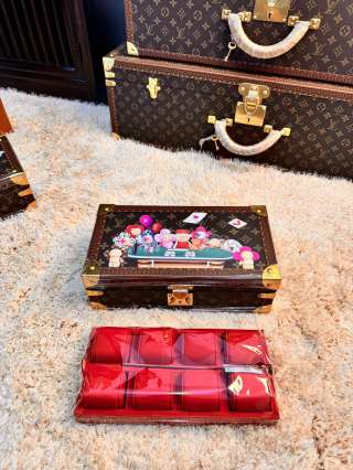 Famous Louis Vuitton Style M4700B Poker Party Hand-Painted 8-Slot Watch Box, Luxury Monogram Hard Case Watch Storage  Manufacturers, Supplier