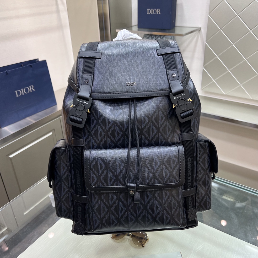 High-Quality New! Dior (Dior D2440) backpack ~  Product, Service