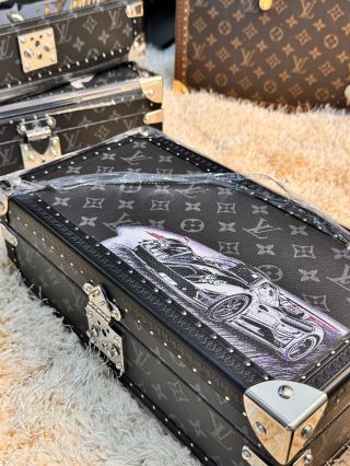 Famous  Hand-Painted 8-Slot LV Style Watch Box, Hard Case Watch Storage Organizer with Velvet Lining Product, Products