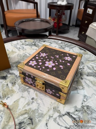 China Louis Vuitton Style Cherry Blossom Hard Case Jewelry Bo Product, Products
