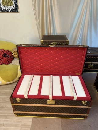 Famous LV Monogram Coffee Table / Side Table Trunk (Custom Logo) Manufacturers, Supplier
