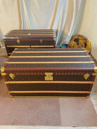 High-Quality LV Monogram Classic Coffee Table Trunk (Official Red Interior) Supplier, Product