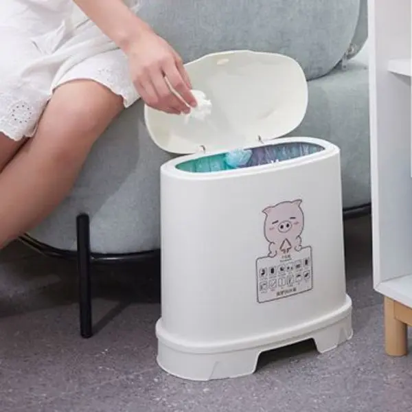 Wholesale office Kitchen Household dustbin plastic Trash Can with lid
