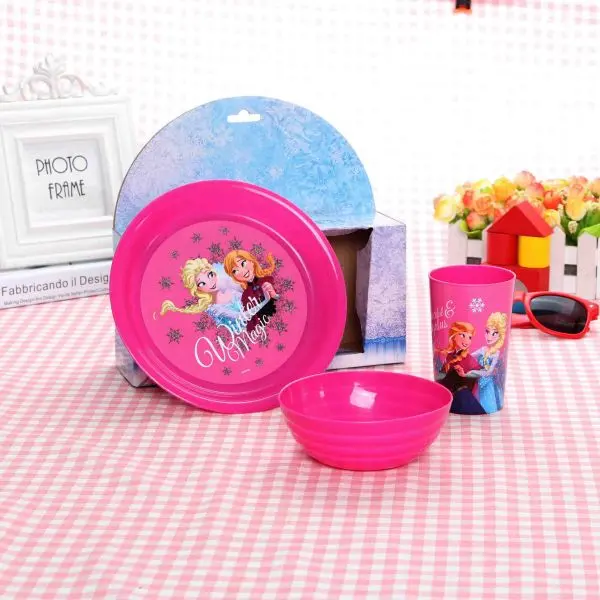 Plastic salad bowl set
