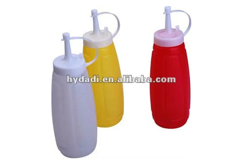 plastic squeeze bottle detail 1