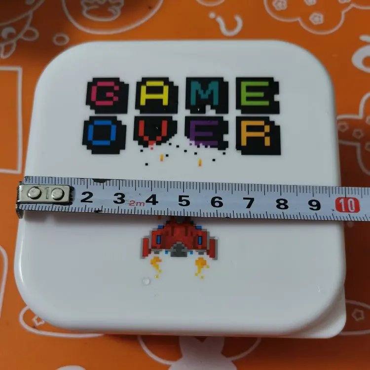 Square lunch box